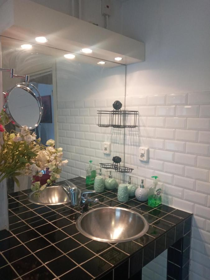 No 10, B&B, Etage 1E Verd, Max 3 Pers Неймеген Экстерьер фото